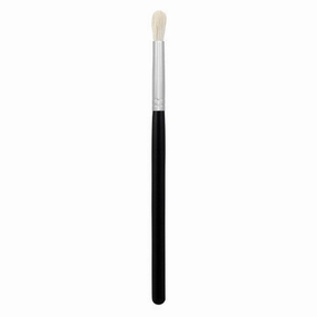 Morphe M518 Crease Fluff Brush