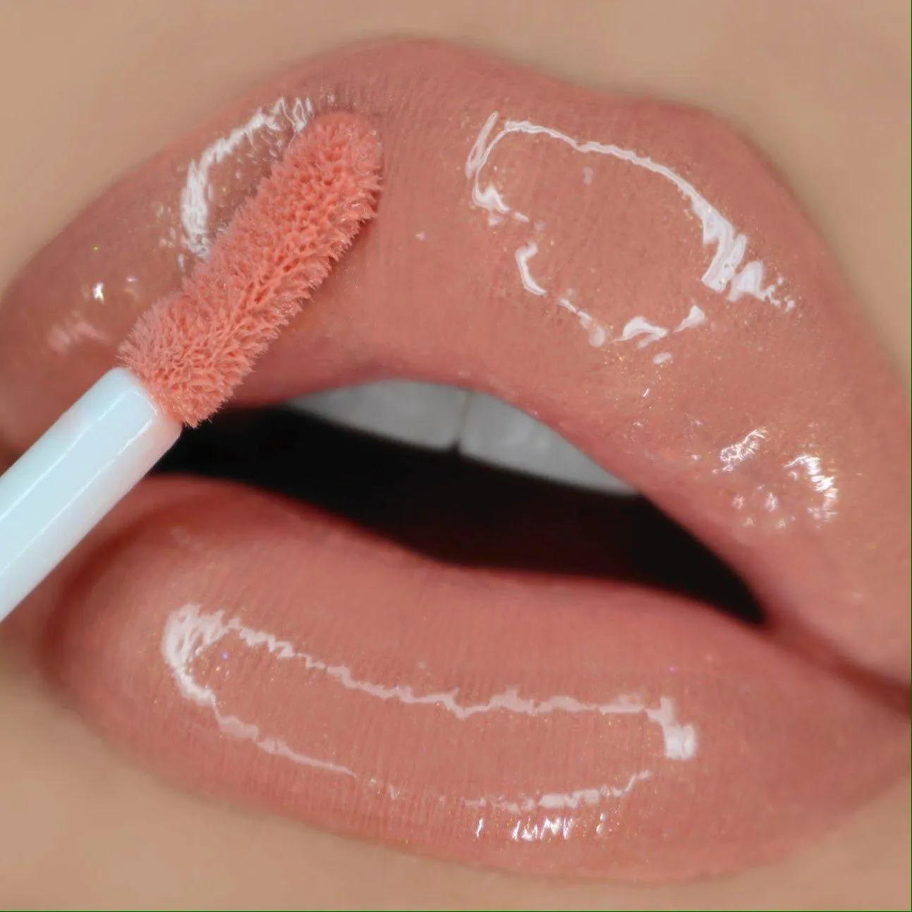 Ultra Dazzle Lipgloss